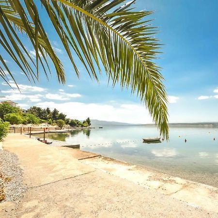 Apartmani Mala Sirena Maslenica Ngoại thất bức ảnh